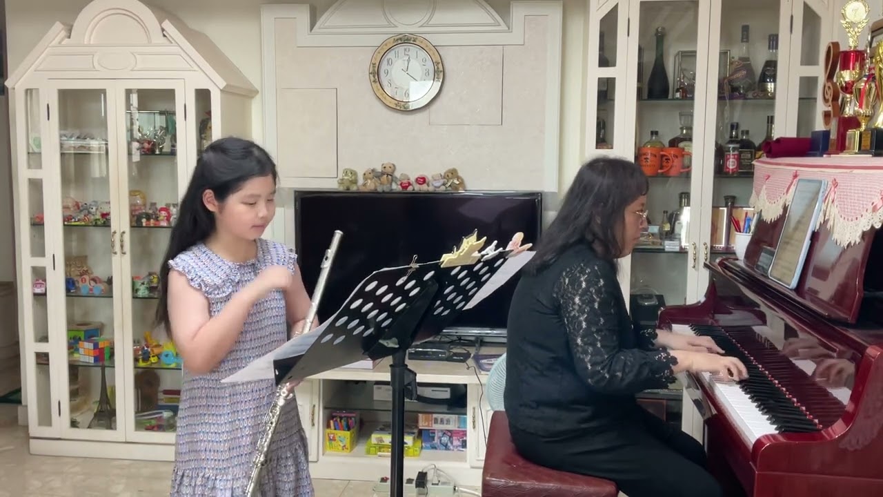 W. A Mozart Rondo in D Major K,184
