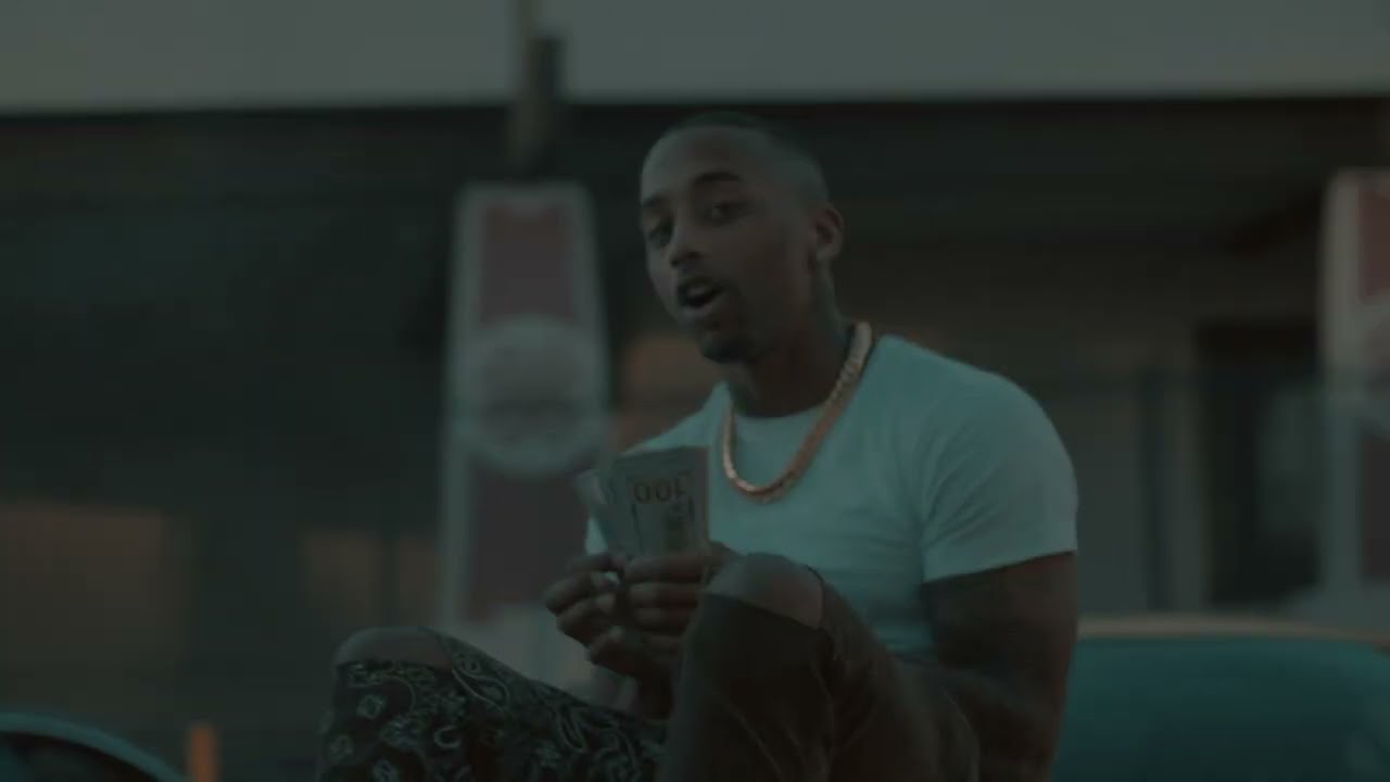 Ferrari Swoop Feat. MBM Baller - No Arguing (Official Music Video)