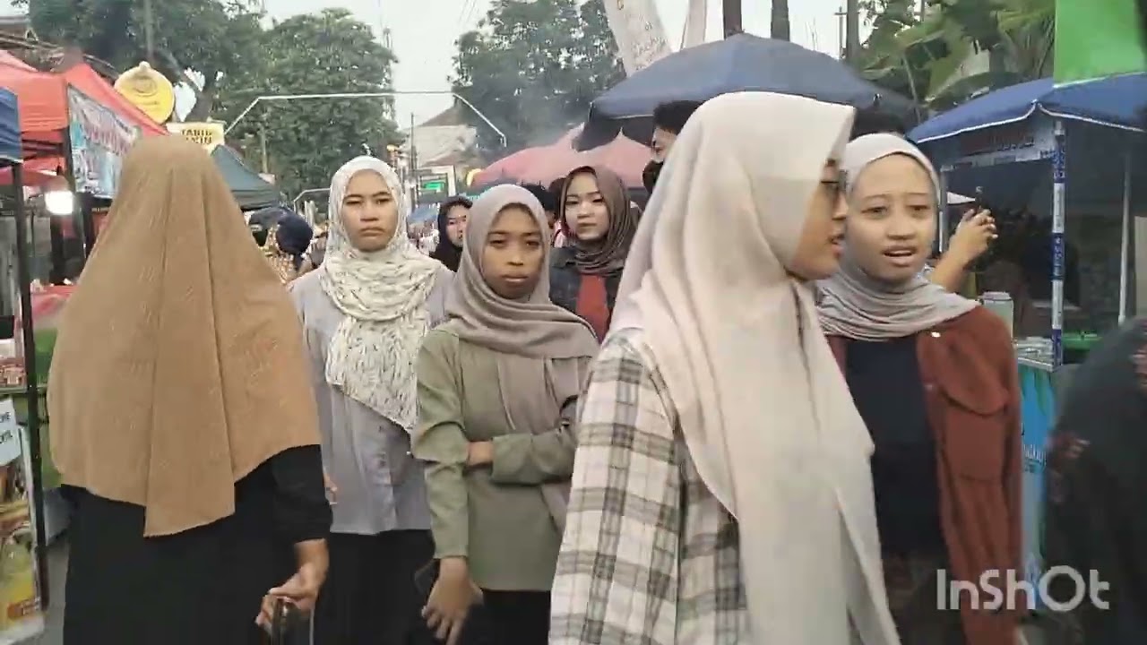 Pasar Takjil Sore Kampung Ramadhan Masjid Jogokariyan Yogyakarta Hari Ke 21.