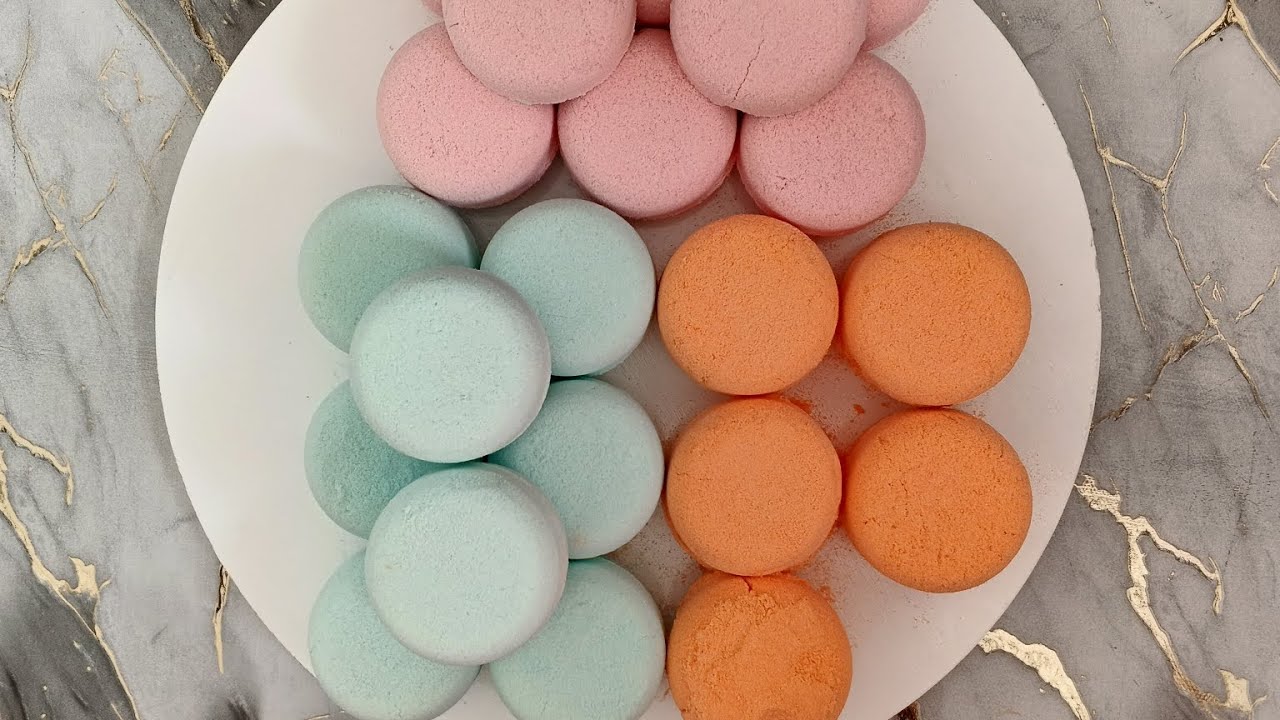 Asmr baking soda | the satisfying texture of three different colors