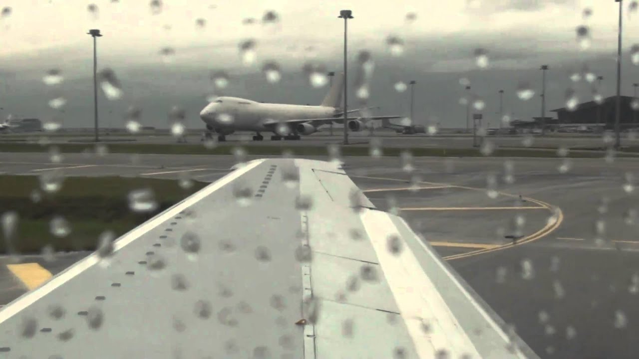 Malaysia Airlines - Take off Kuala Lumpur B737-400