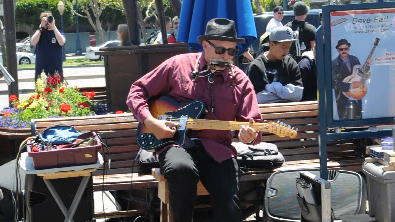 One Man Band at Pier 39