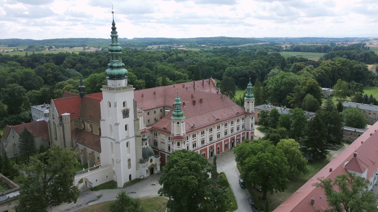 HENRYKOW