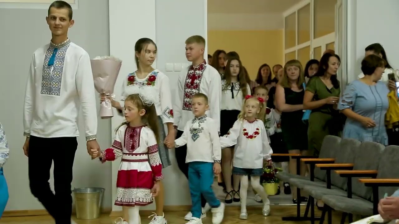 ПОРА В ШКОЛУ
