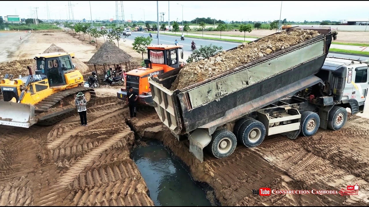 Successful Pond Sand Filling Using Expert Dozer Pushing and 25-Ton Dump Trucks