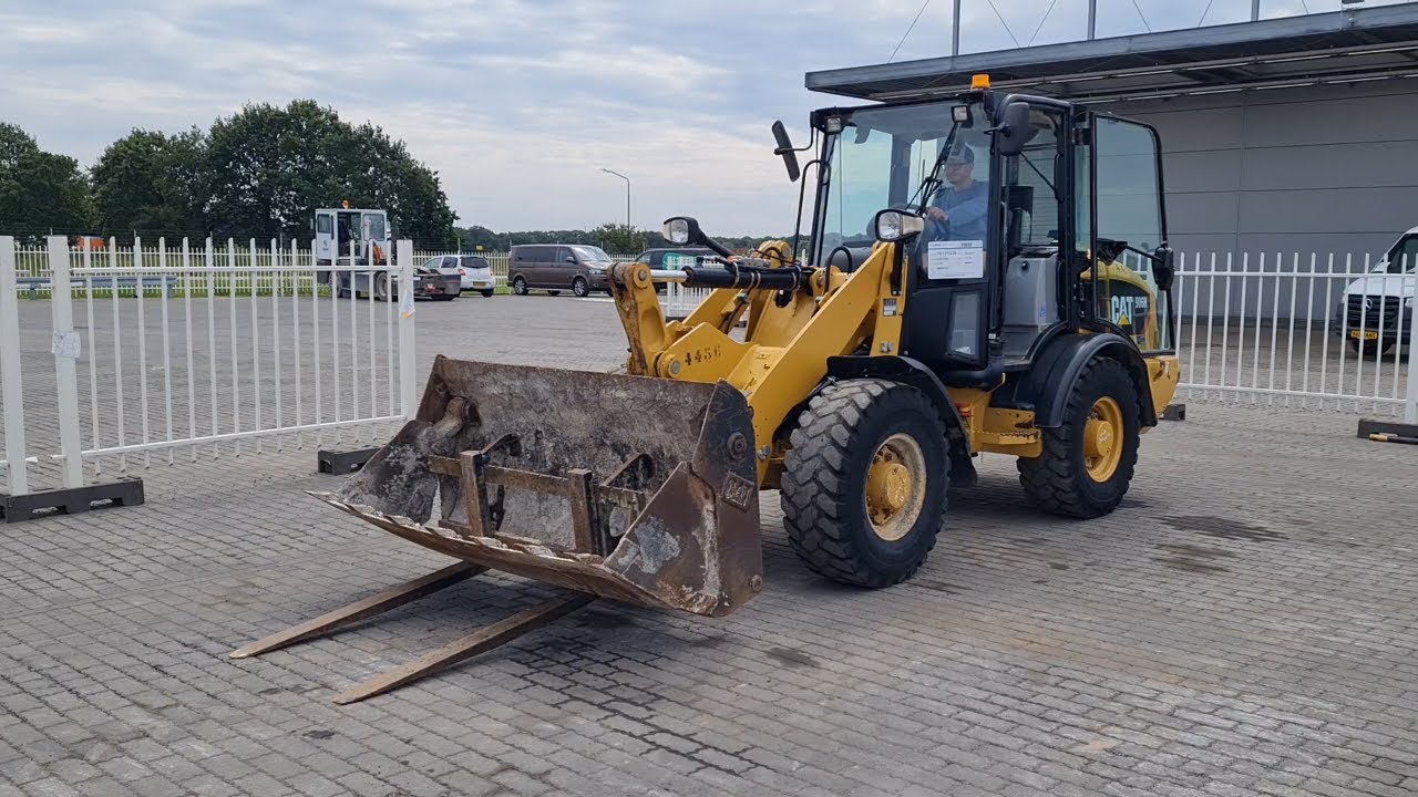 70151539 Caterpillar 906H 2