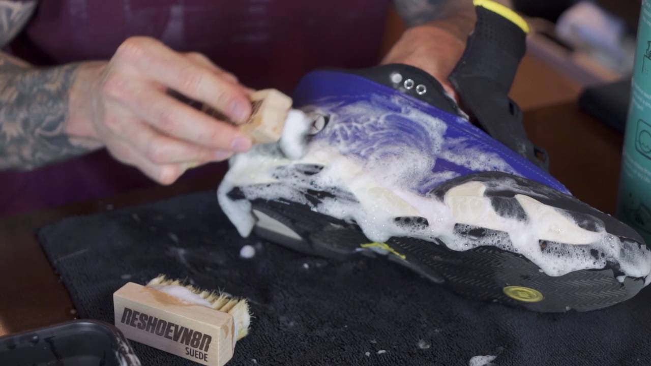 The Ultimate Sneaker Cleaner - Cleaning Jordan Laney 14s & Flyknits