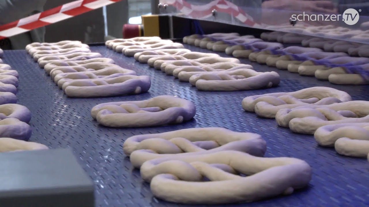 Die Brezelmaschine vom Backhaus Hackner - der Traditionsbäckerei