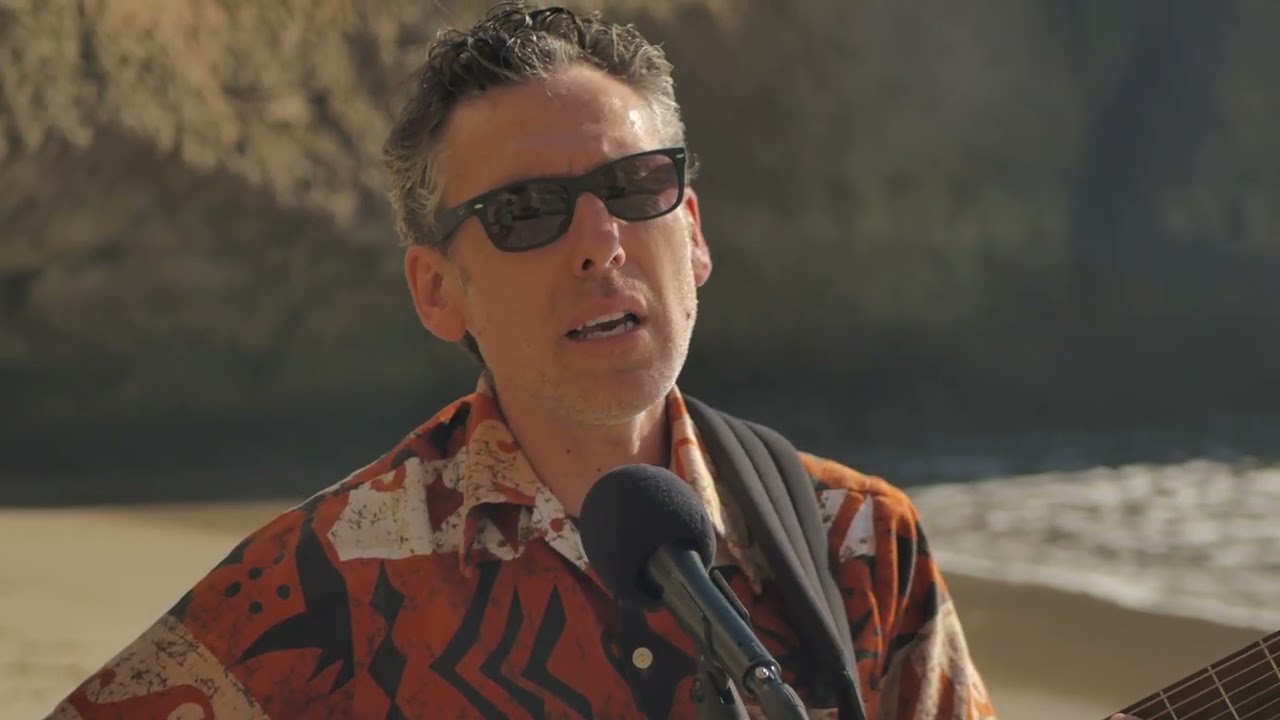Moshe Vilozny - Sand In My Pocket - 2026 - MOSHEV.COM