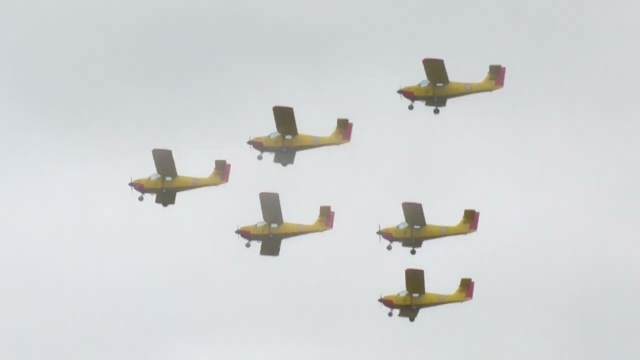 SAAB MFI 15 Safari x6 : RIAT 2024 (Saturday Display)