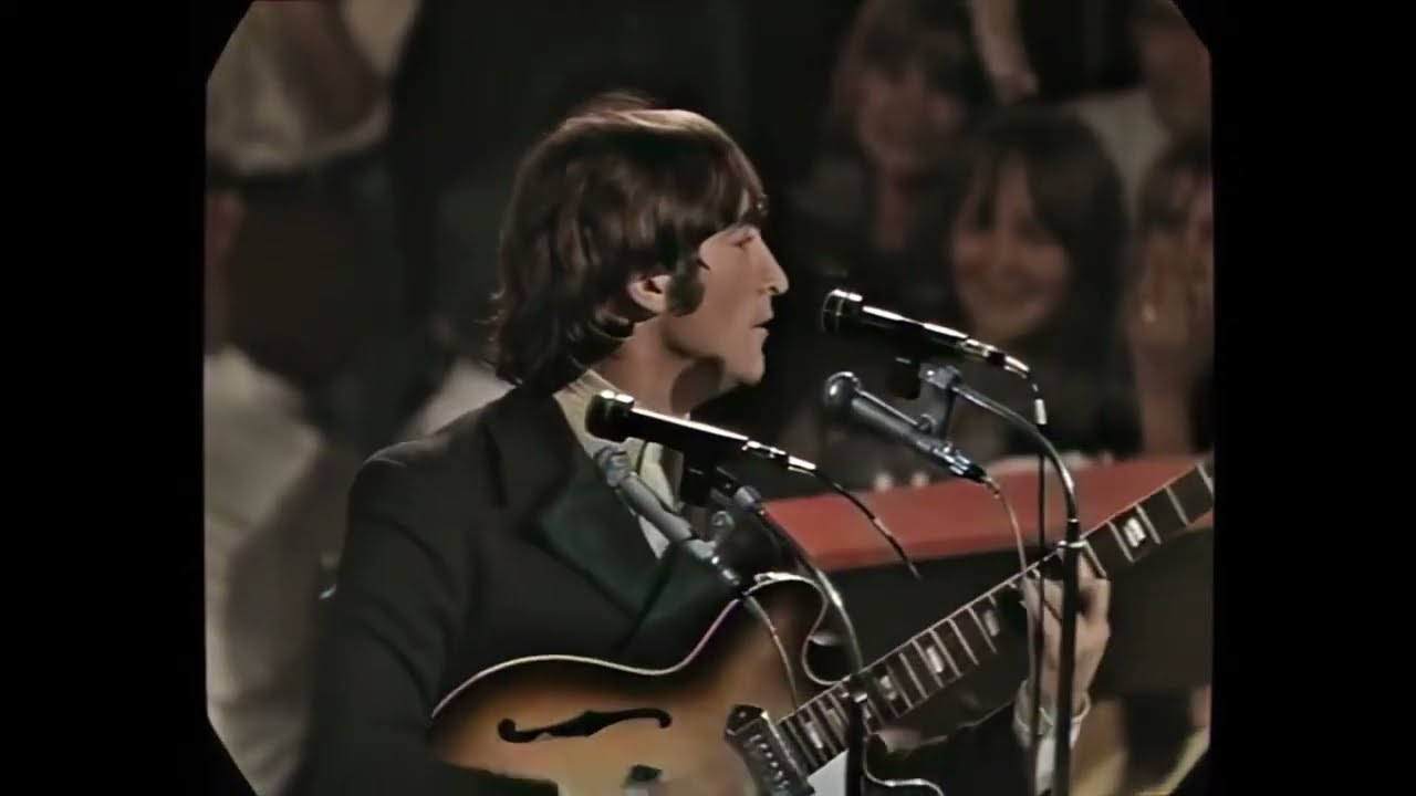 Rock and roll music- piano played by 6 hands -  piano a 6 manos The Beatles