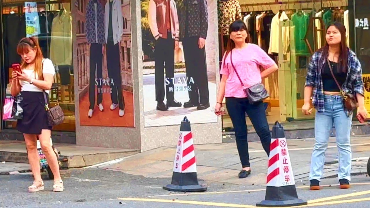 隱藏在街頭巷尾那些神秘女郎？厚街 - 探索東莞80年代火爆街區