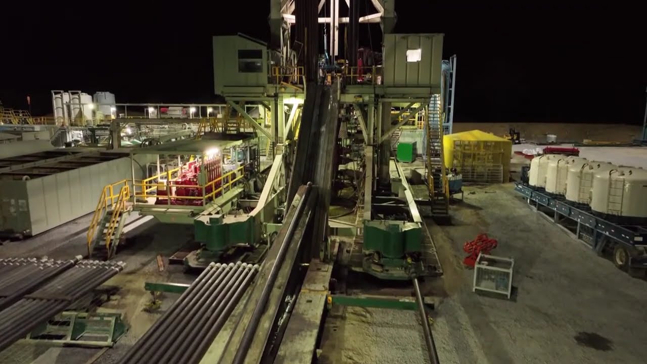 Drone Footage Running Joints Of Intermediate Casing On A Drilling Rig // DJI Mavic 3