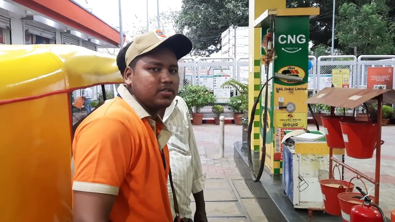 CNG Filling Station || CNG Auto & Car || Compressed Natural Gas