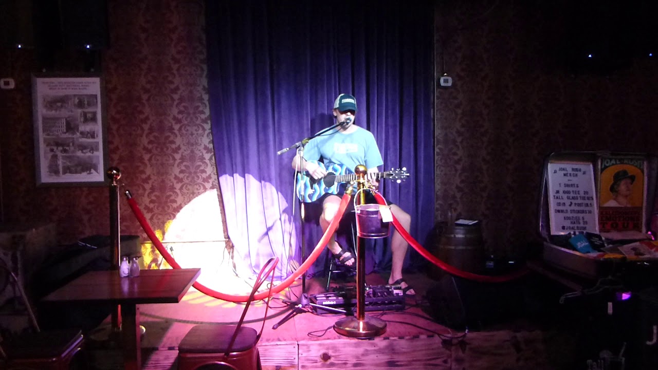 Joal Rush Singing Where The Streets Have No Name by U2 at IC Double's Key West 4.21.19