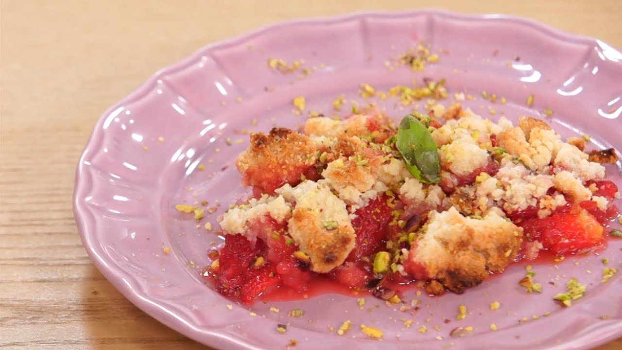 Crumble aux fraises - koujinet elyoum Ep 75