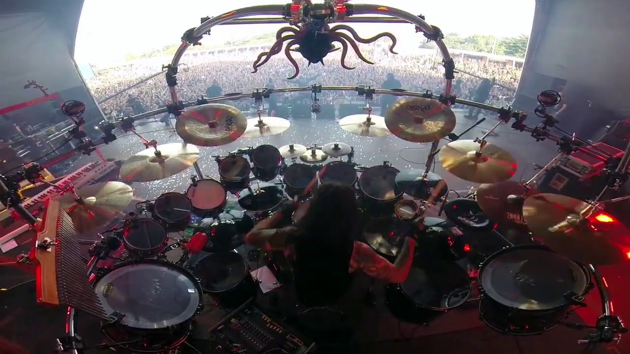 TVMaldita Presents: Aquiles Priester playing I Want Out with Noturnall at Rock in Rio 09.19.2015.