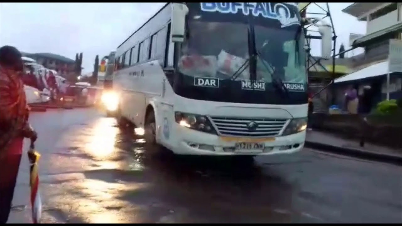 BUFALO, KAPRICON NA ABOOD BUS SERVICE ZIKITOKA MJINI MOSHI KUELEKEA MIKOANI.