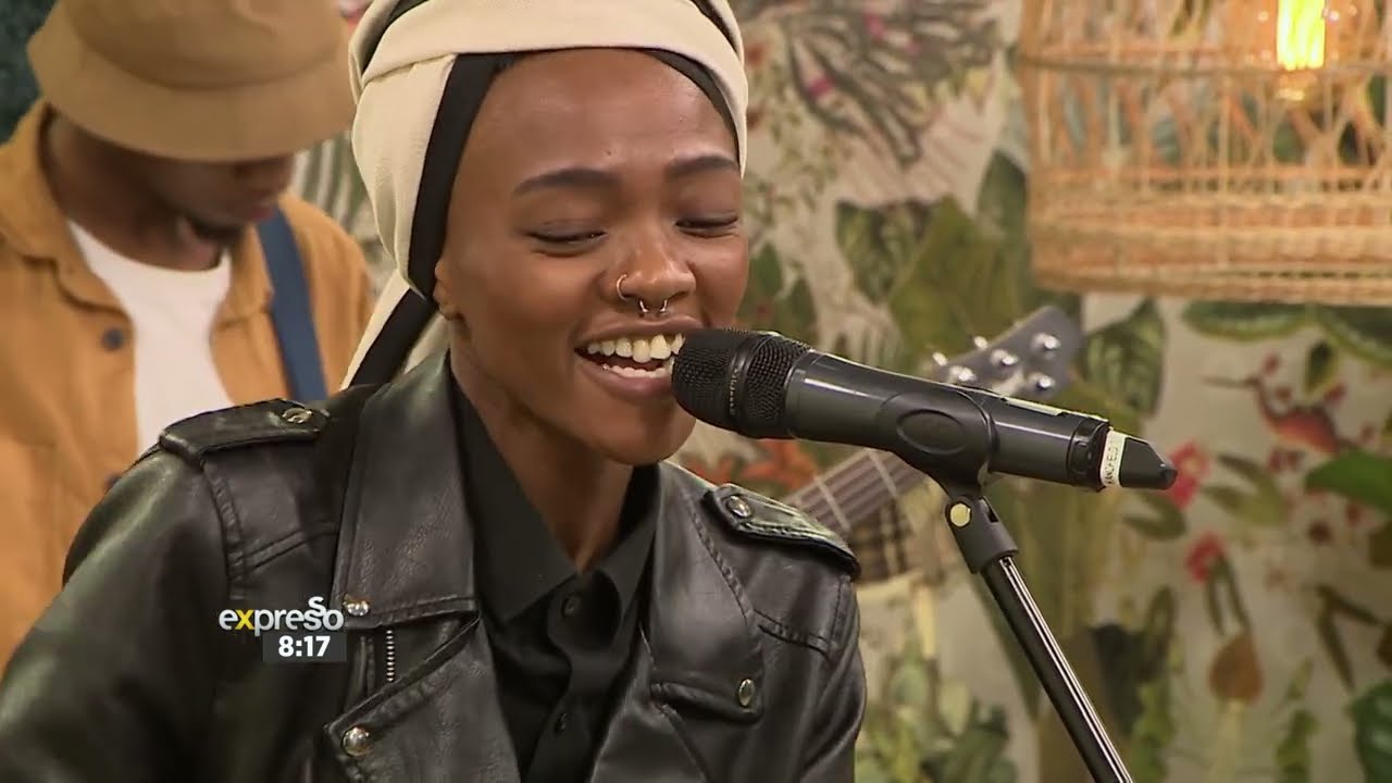Music: Bonga Kwana performs 'Khawuleza'
