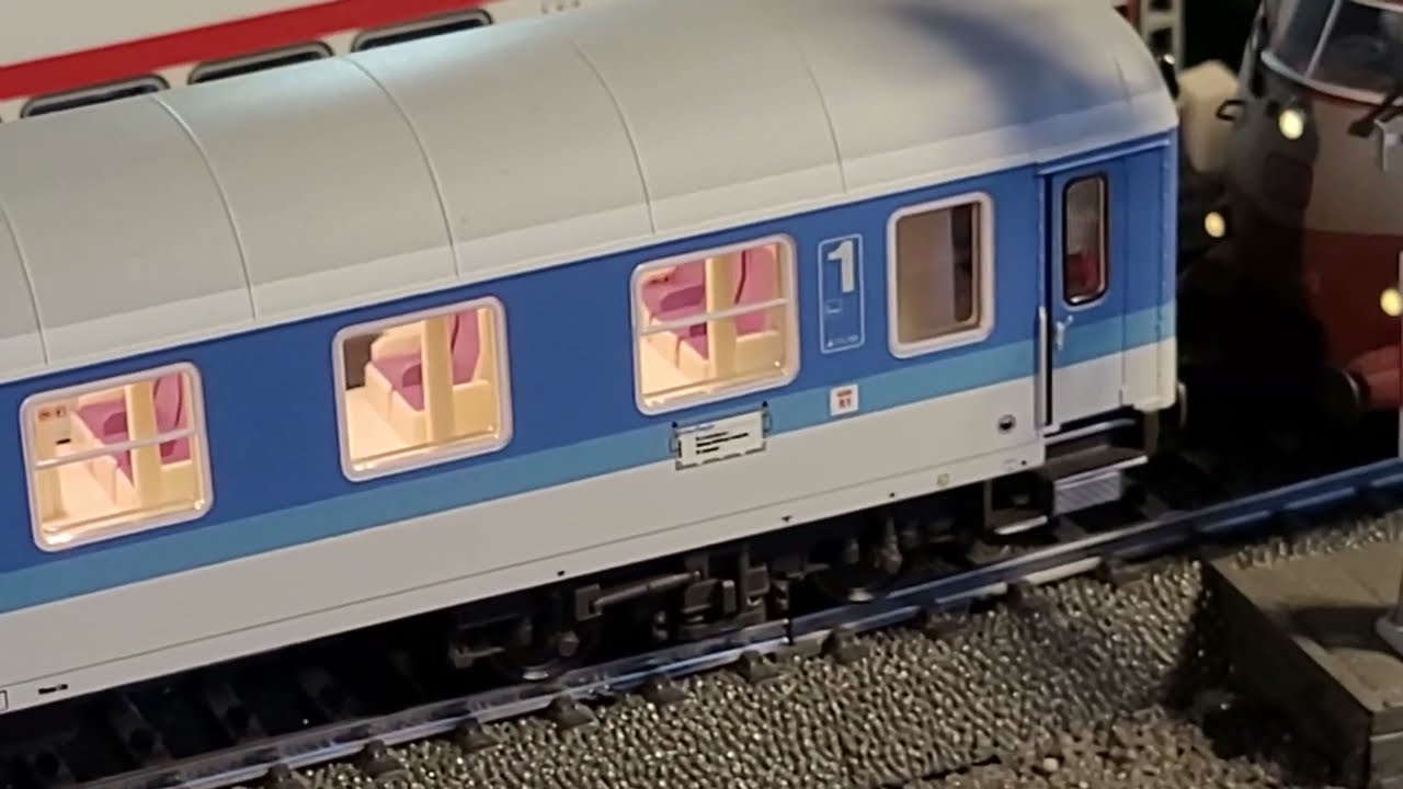 Vorstellung Märklin Artikel 43900 + 43901 Personenwagenset Interregio Neuheit 2023