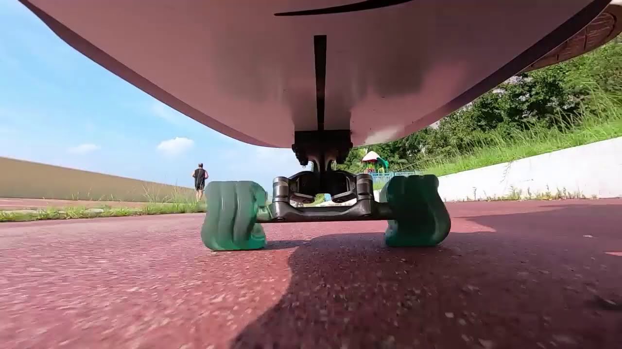 Culfboard truck in action