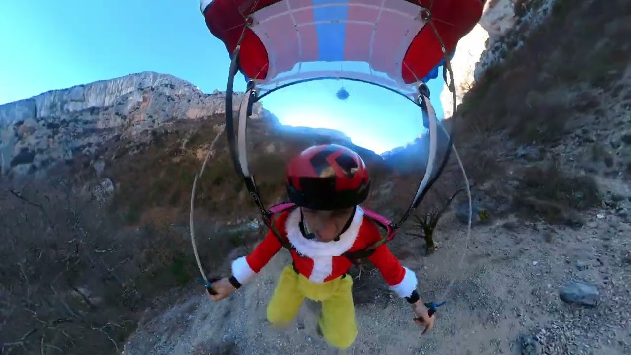Massacre à la tronçonneuse 280m BASE Jump