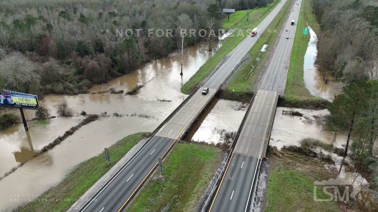 01-10-2026 Ellisville, MS - Storm Runoff Overwhelms Creek Near I-59