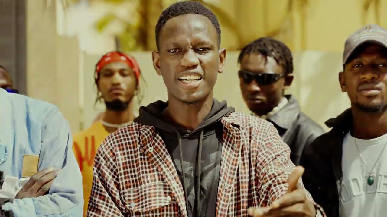 Badzo DTN  ft. Lapaza  - Tout Court (Clip Officiel)
