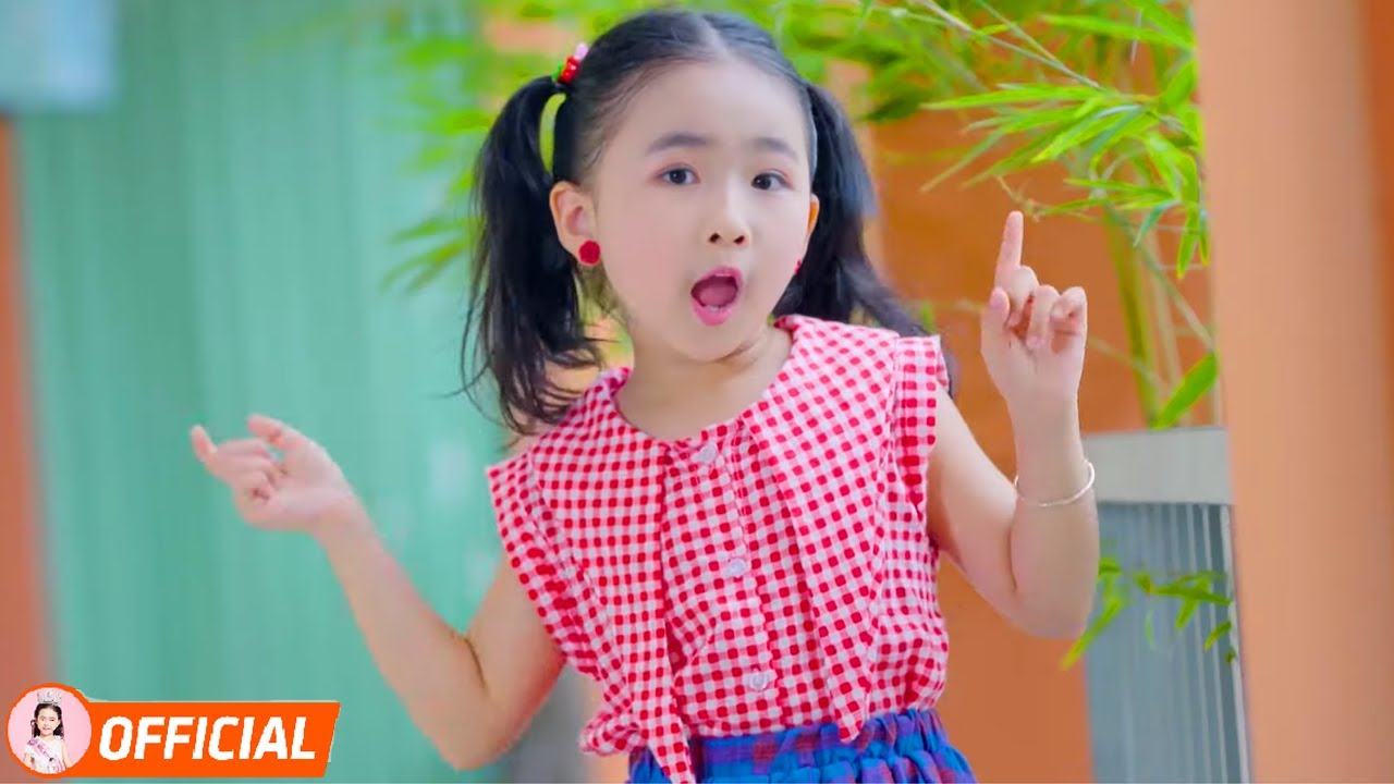 Liên Khúc Nhạc Thiếu Nhi Sôi Động Cho Bé Ăn Ngon 🥧🍦🍧 Xúc Xắc Xúc Xẻ, Đội Kèn Tí Hon