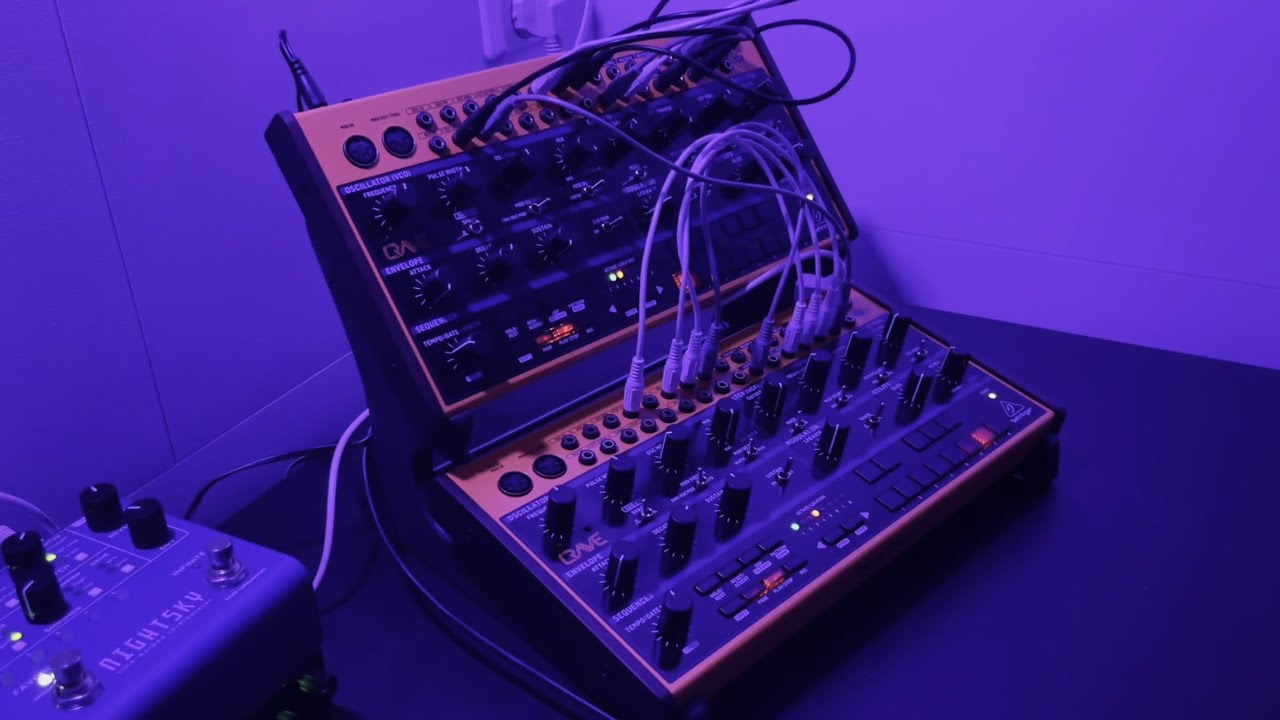Behringer Crave - TwinMachine - Sunday Morning Jam