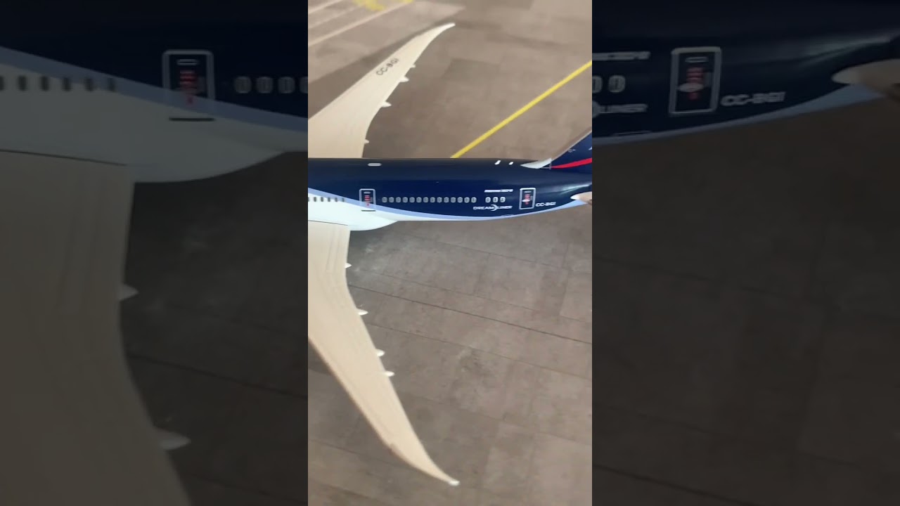 Sneak Preview: LAN Chile Retro Boeing 787-9 NG Models 1:400! 