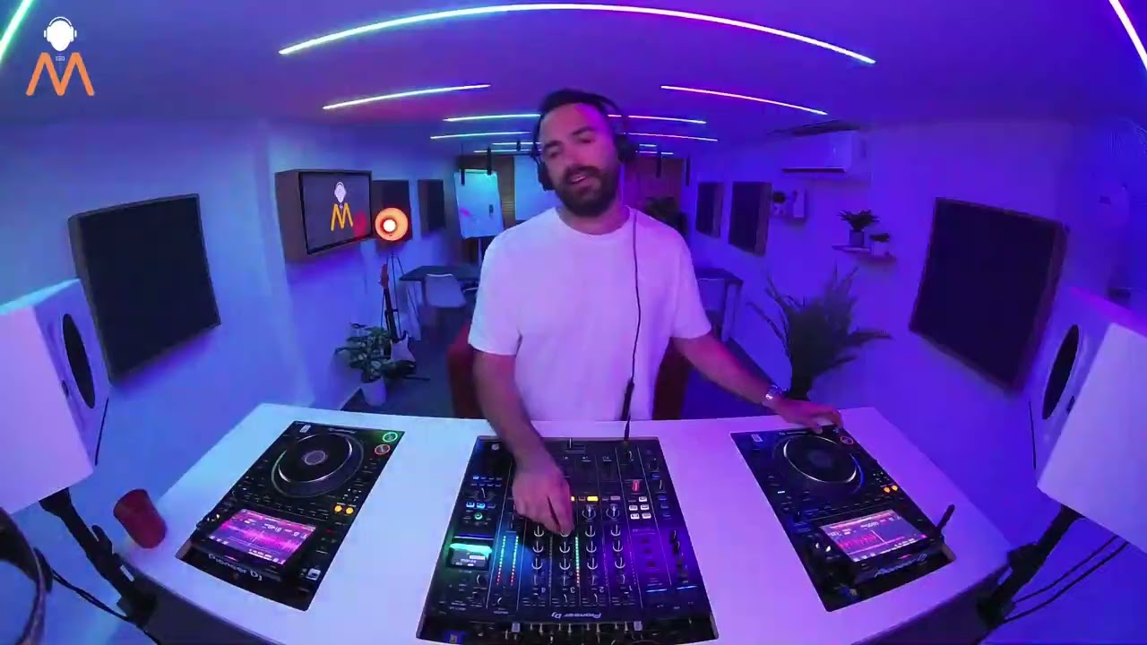 NDRW At Music Hub Lebanon - Living Room