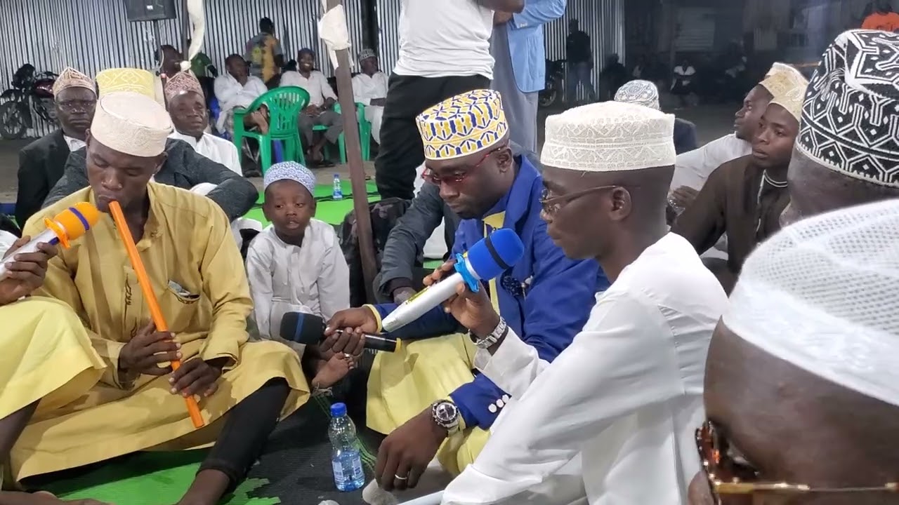 MADRASAT DAMBA YA MTWARA WAKIFANYA MAAJAB KATIKA VIWANJA VYA TAWFIQ KINONDON