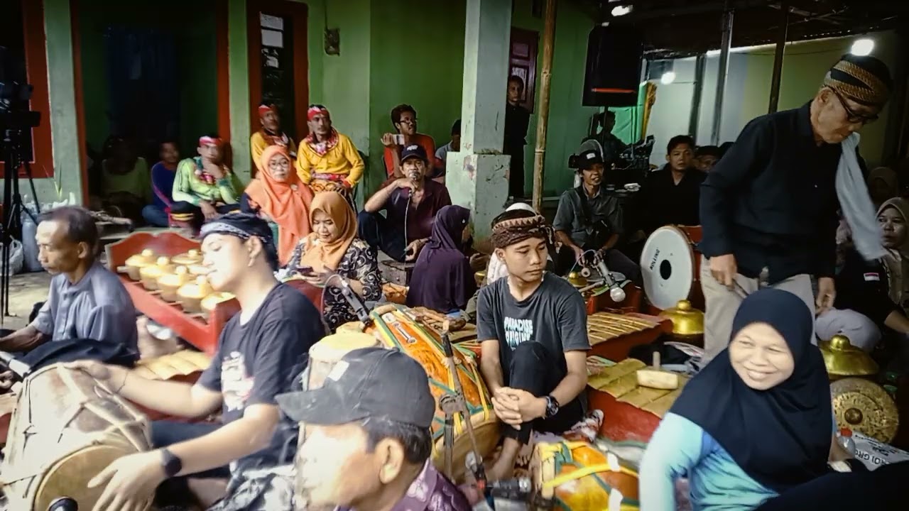 Gending Jawa nyampleng GUDRIL labas TALU||ebeg banyumasan SEKAR WONO BUDOYO wanalaba 