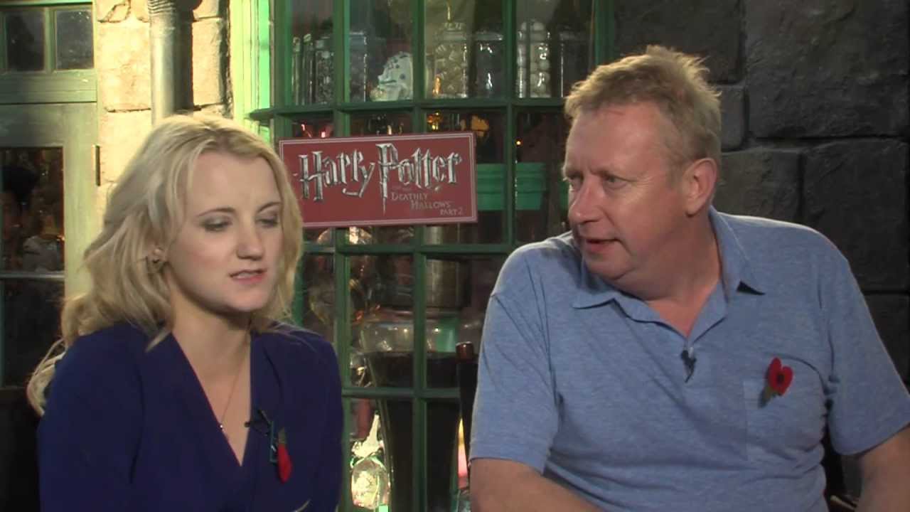 Evanna Lynch (Luna Lovegood) and Mark Williams (Arthur Weasley) Talk About Harry Potter