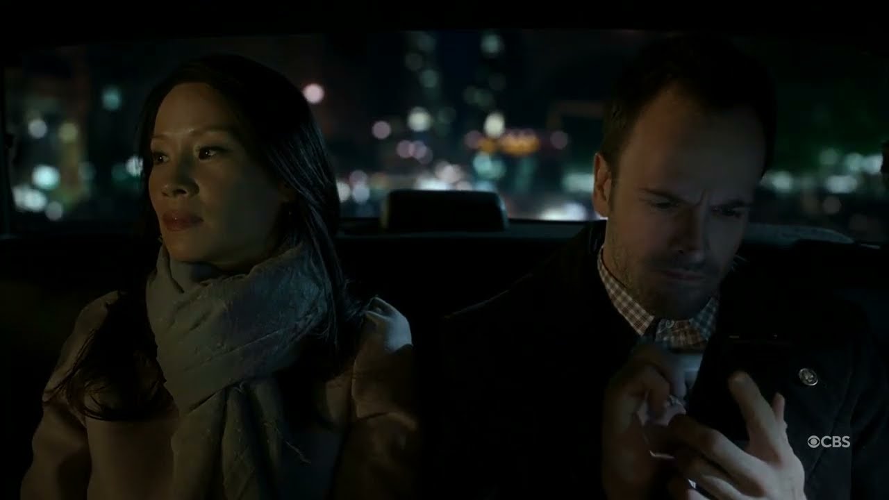 Elementary S1E10: Joan's family dinner with Sherlock