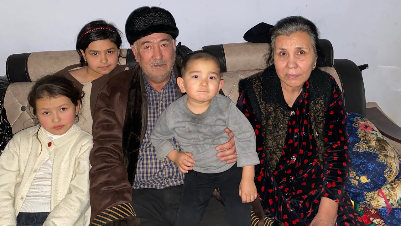 BERUNIY OFY NURLO OTAMIZ 63 YOSHDA FARZANDLARI NOMIDAN TABRIKLDIK 