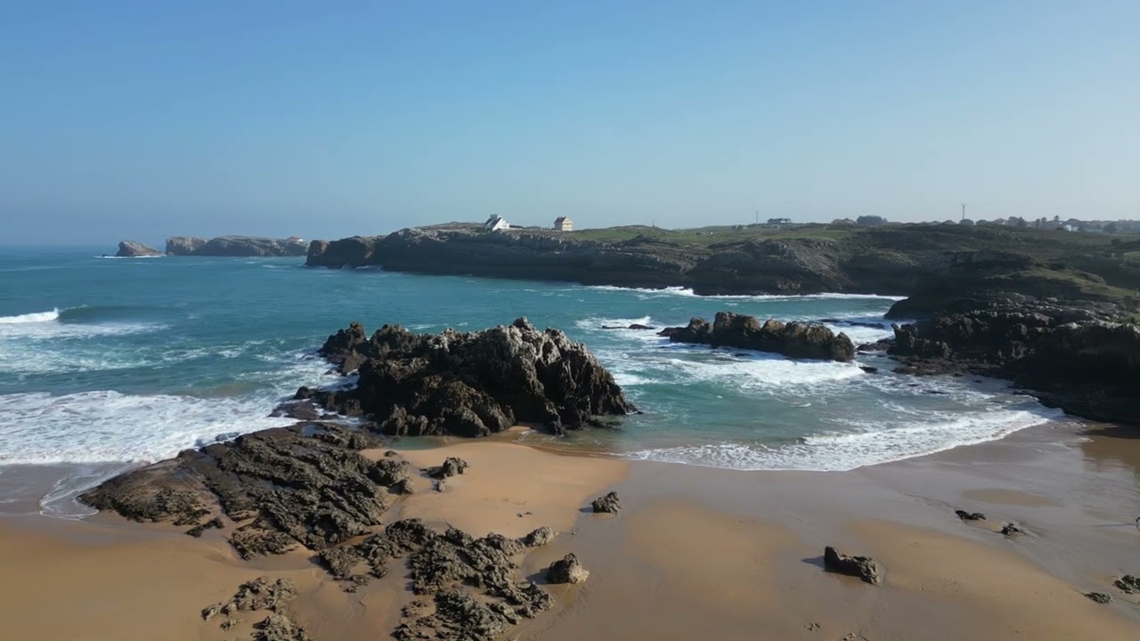 Playa de San Juan de la Canal Soto de la Marina Cantabria España