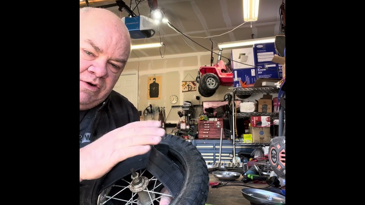 Razor Mx350 and pocket mod tire tube change