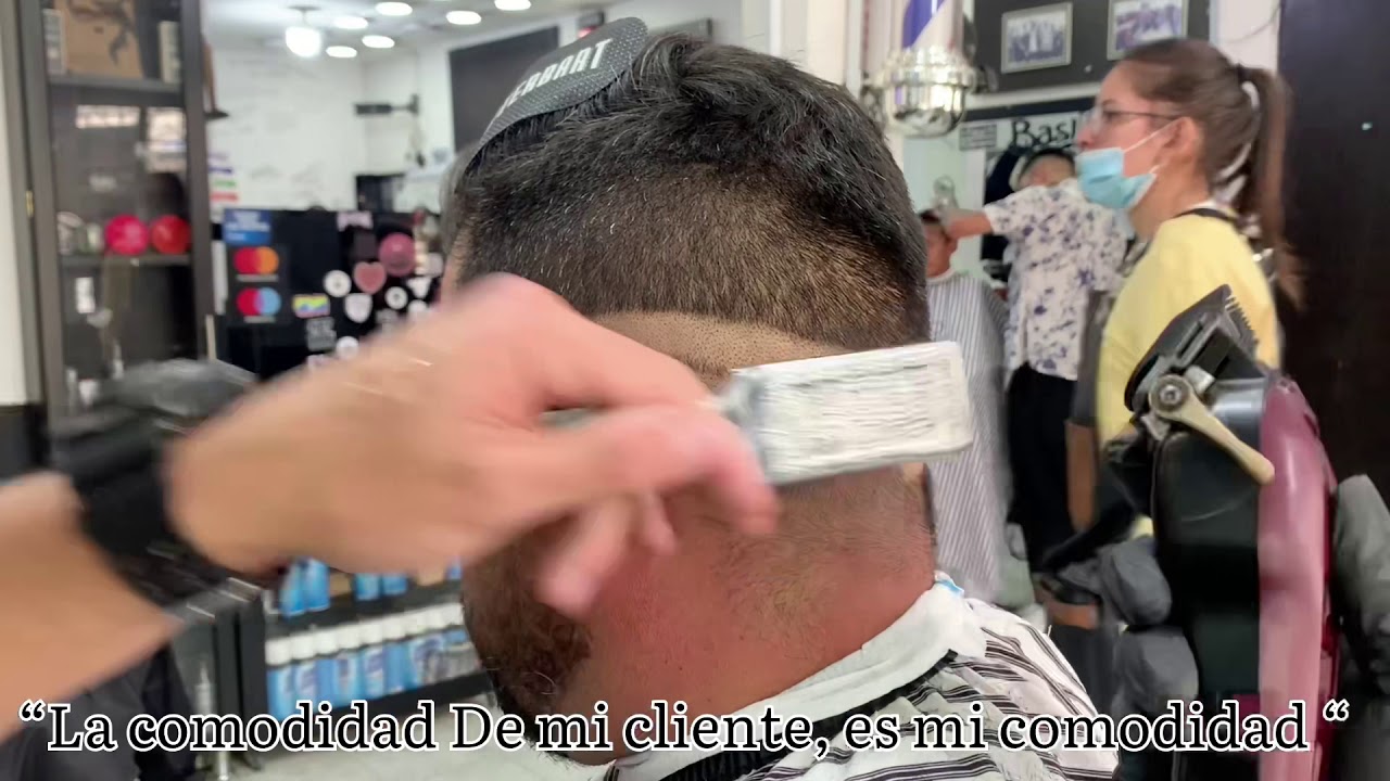 COMO BORRAR LA LINEA DE LA NAVAJA!!! Sin TRIMMER o PATILLERA!! Principiantes o avanzados. Barberia.