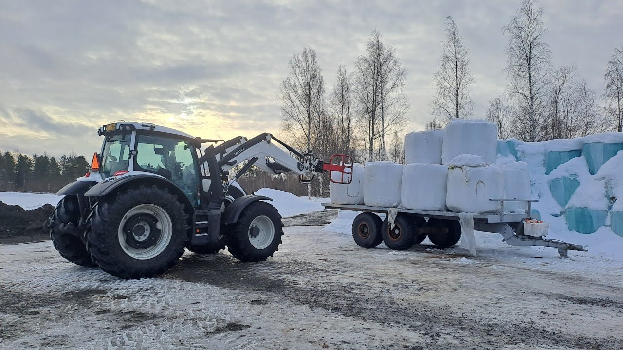 Paaleja asiakkaalle ja mökkiläiselle lumihommaa