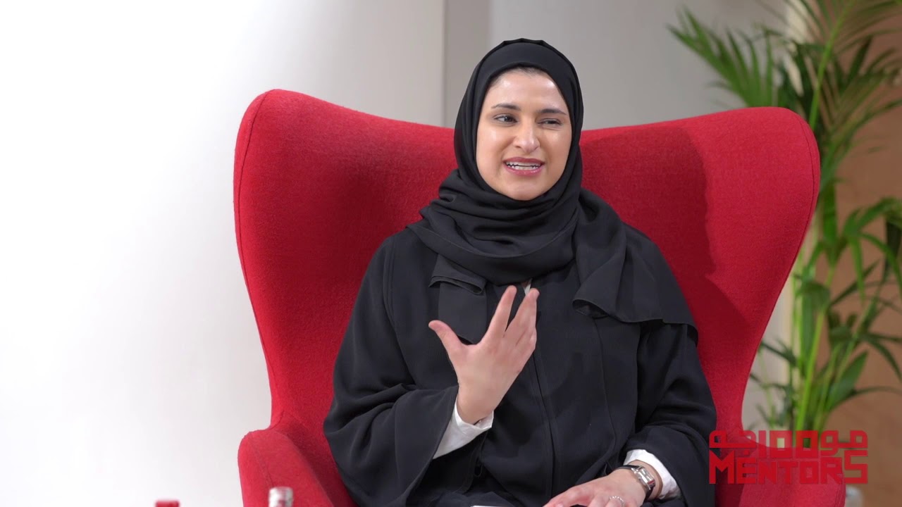 الجلسة الكاملة لمعالي سارة الأميري ضمن برنامج 100 موجه