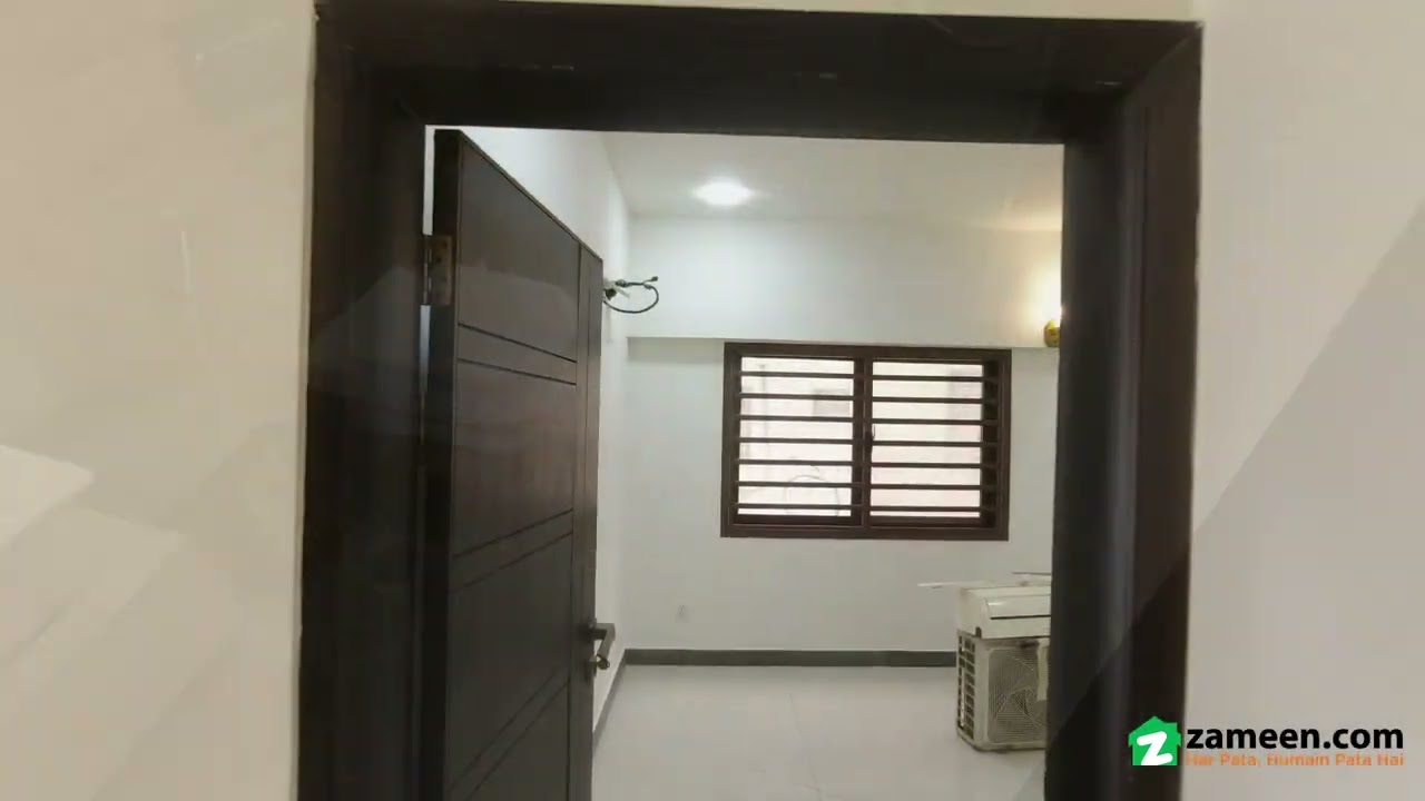 222 SQYD FLAT FOR SALE IN SHAHEED MILLAT ROAD KARACHI