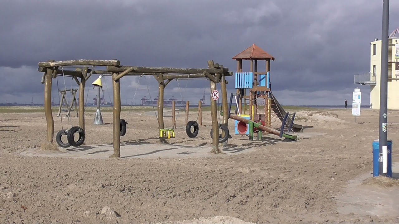 Der Strand von Tossens im März