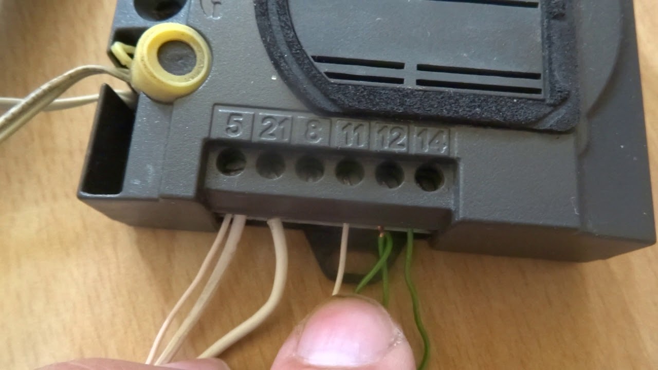 Simple connect BPT audio system 200