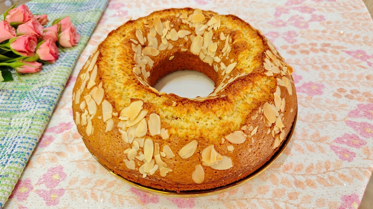 Не ви се меси козунак, това е вашата рецепта! Козунак кекс, уникално вкусен и много лесен!
