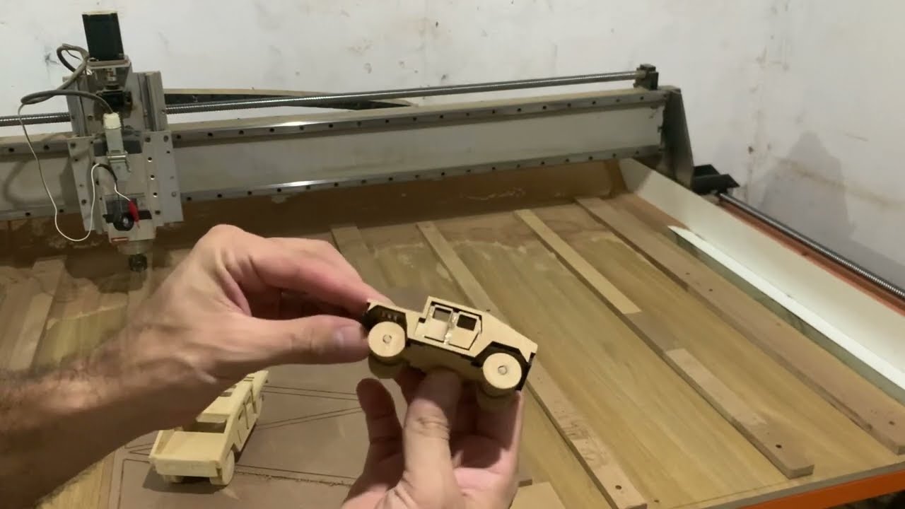 Fazer brinquedos na cnc router feitos de madeira mdf