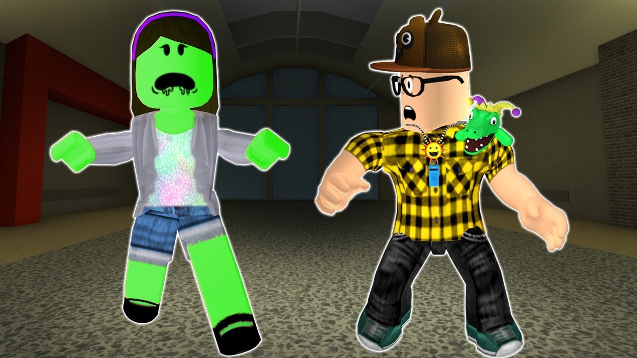 TIA GRAÇA FOI INFECTADA PELO VIRUS DO ROBLOX E TENTOU PEGAR O VELHOTE!