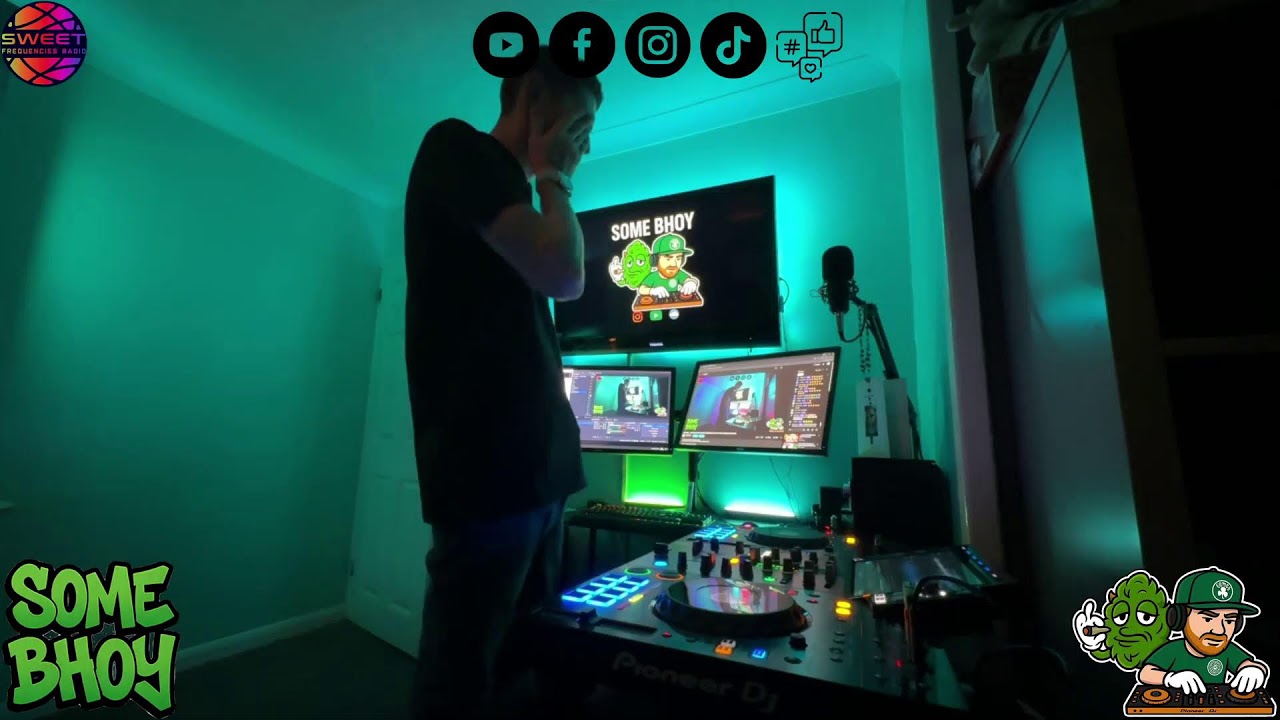 LIVE NOW -  THE LOCK INN SHOW WITH SOMEBHOY LIVE ON SWEET FREQUENCIES RADIO