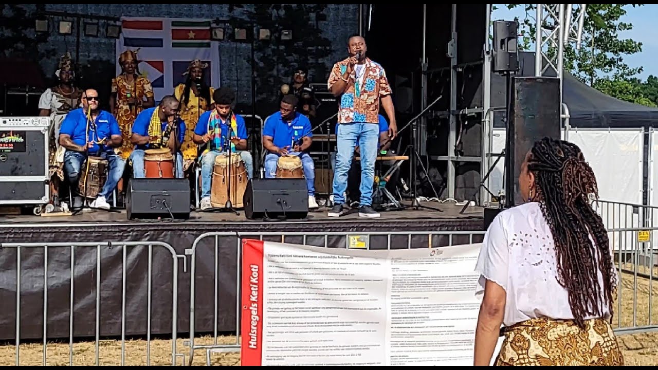 Warimbo Krioro tijdens Creoolse Familiedag op het Rio de Janeiroplein Almere op 17 Juni 2023 - Prt4